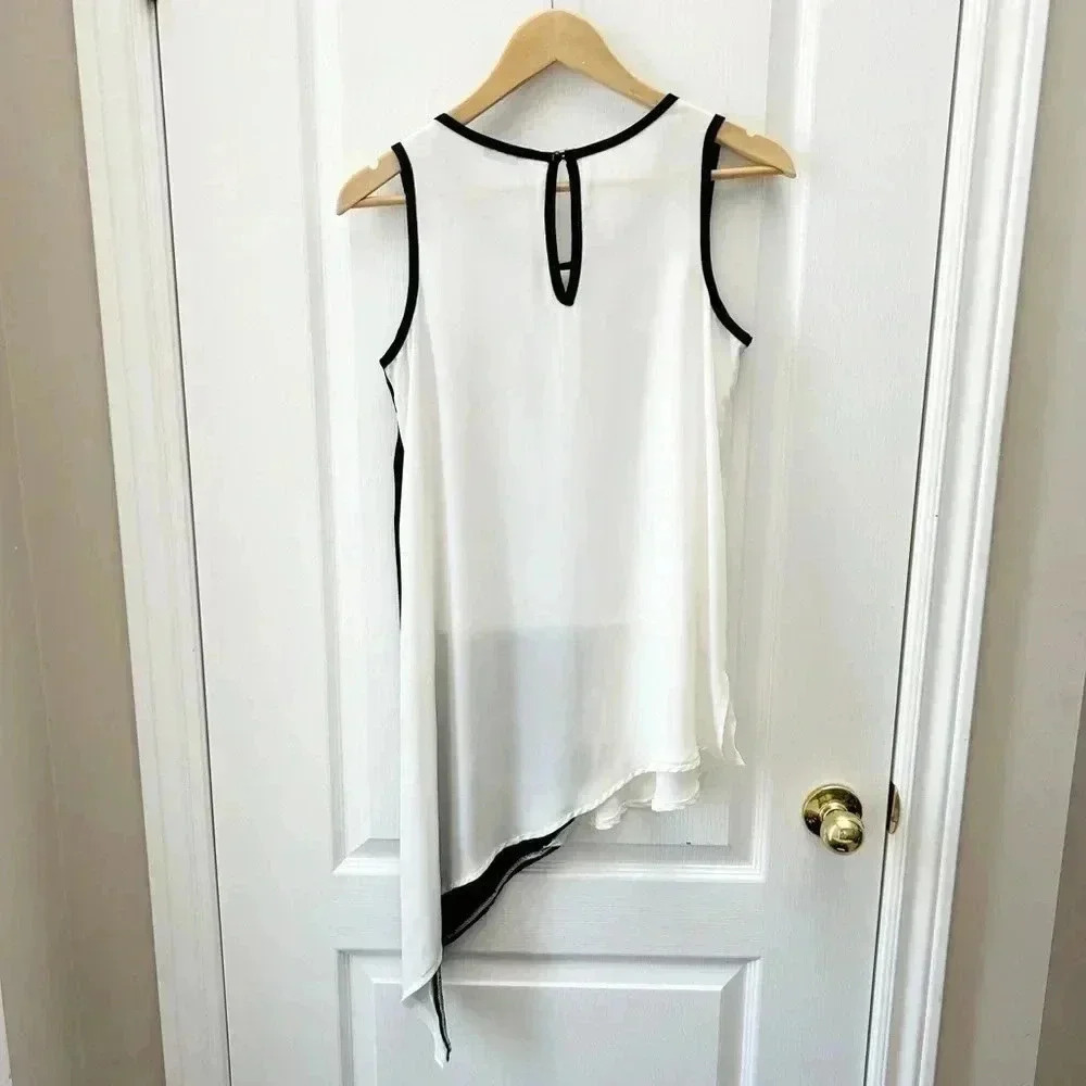 Ricki’s Blouse Sheer Sleeveless Asymmetric Flowy Top Black White Size Small - Picture 3 of 14